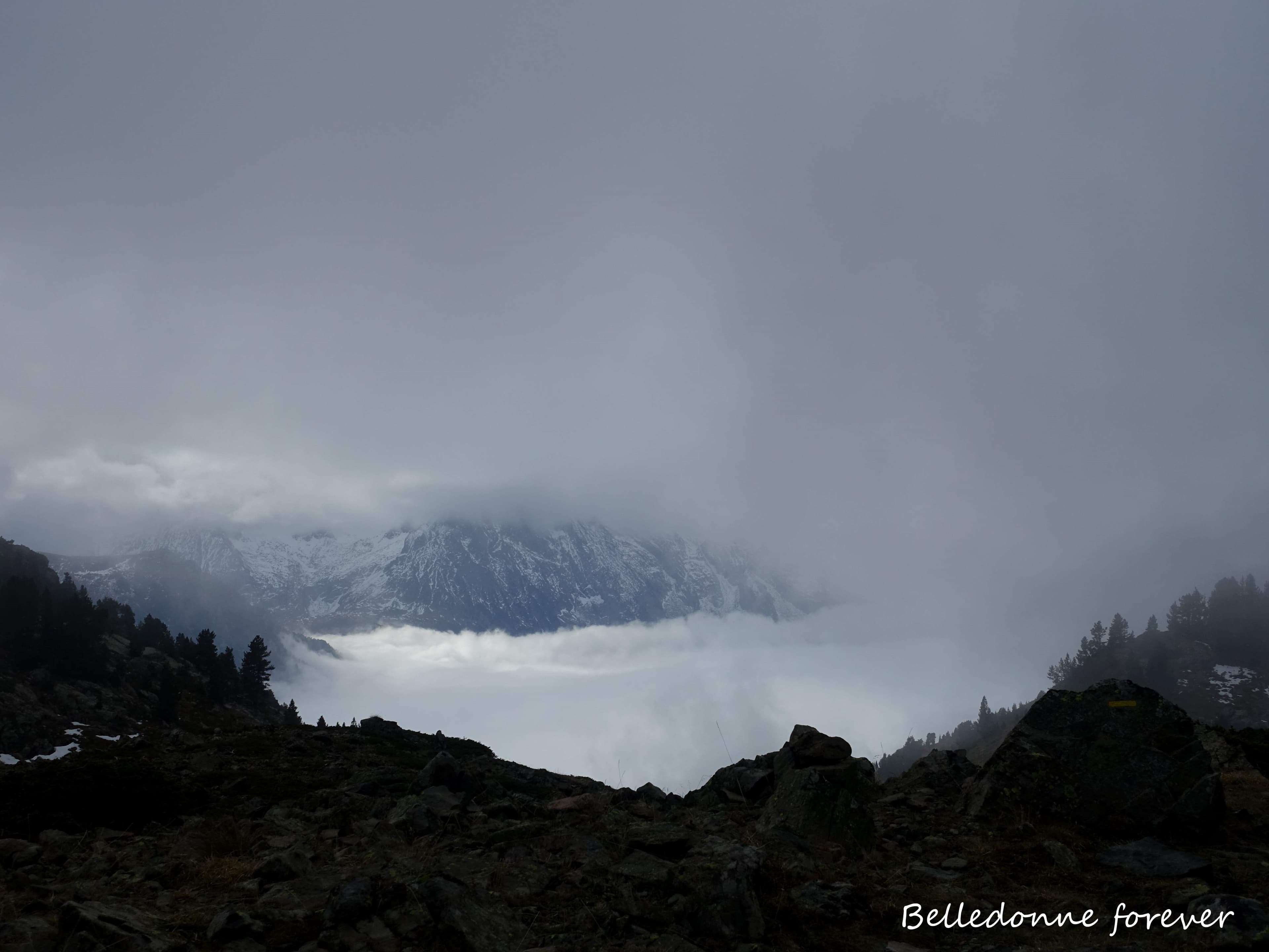 Peu de temps avant l'arrivée de la pluie. A.P.