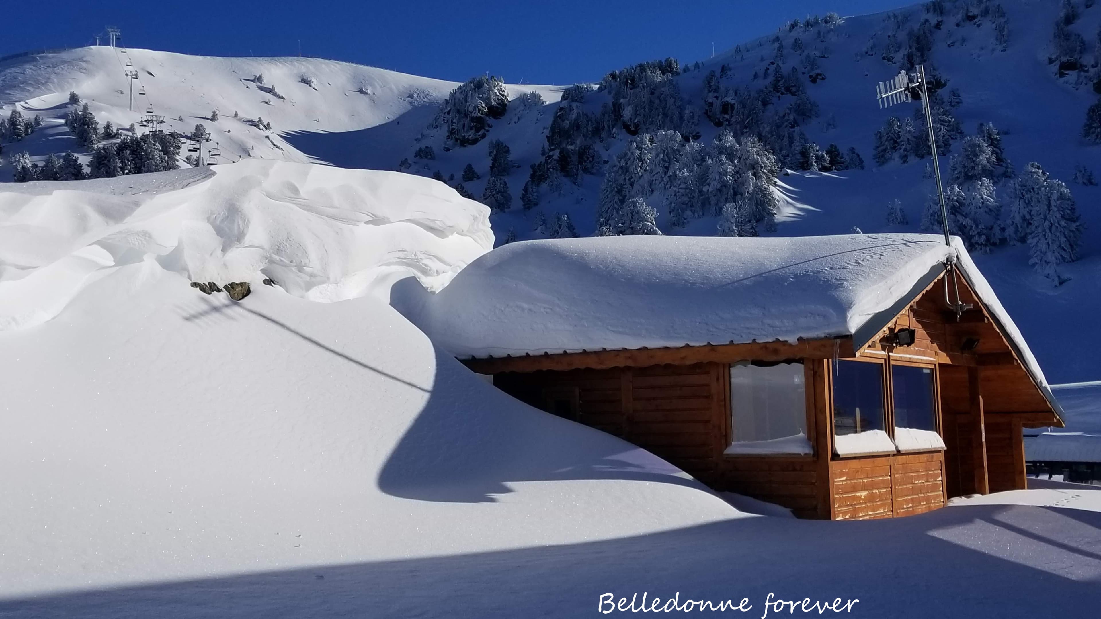Cette année, il y a de la neige A.P.