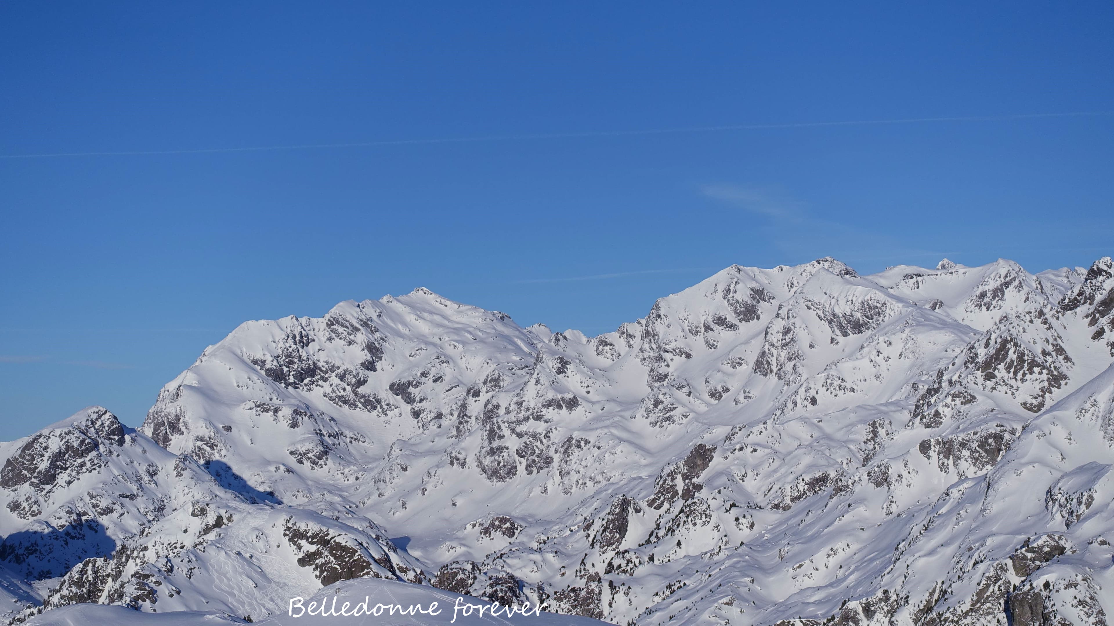 Belledonne forever   Le manteau neigeux s'épaissit A.P.