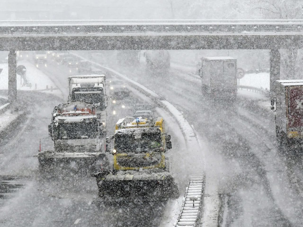 Image d'illustration pour Offensive hivernale : alerte à la neige et au verglas !