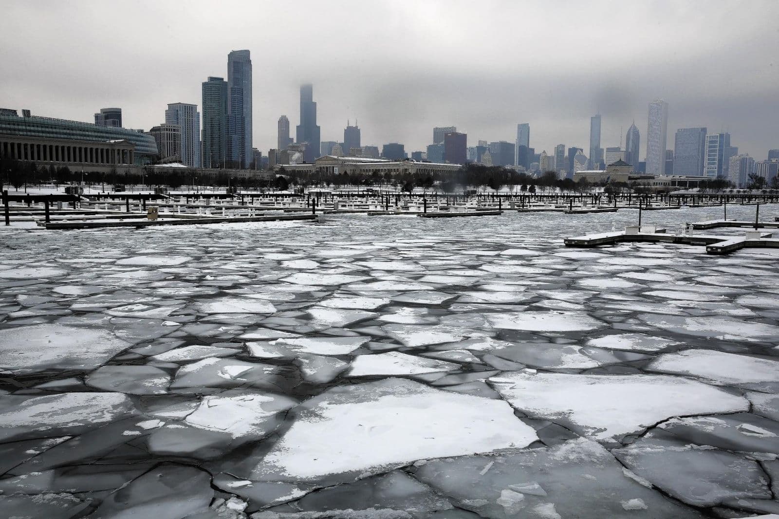 Image d'illustration pour Glace sur le lac Michigan (Etats Unis)