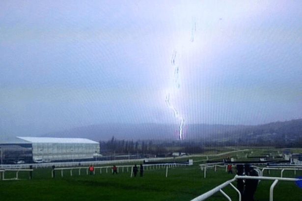 Image d'illustration pour Tornades confirmées sur le Nord Pas de Calais