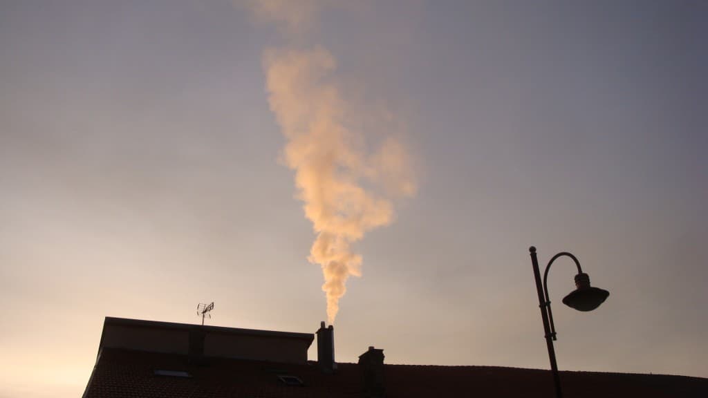 ça fume dans la froidure matinale