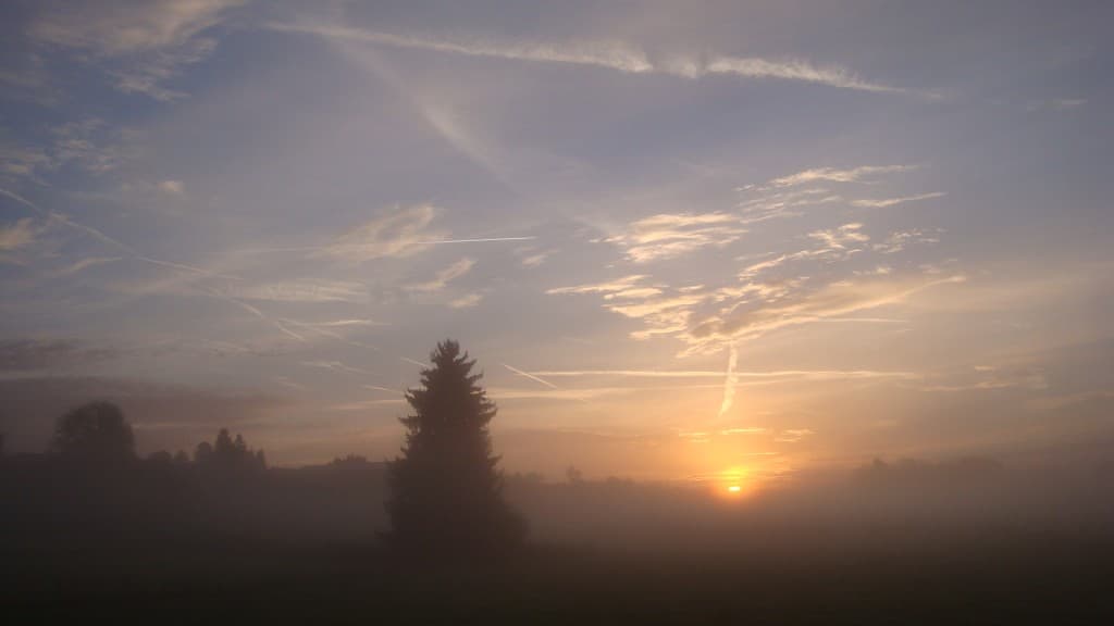 Le soleil arrive