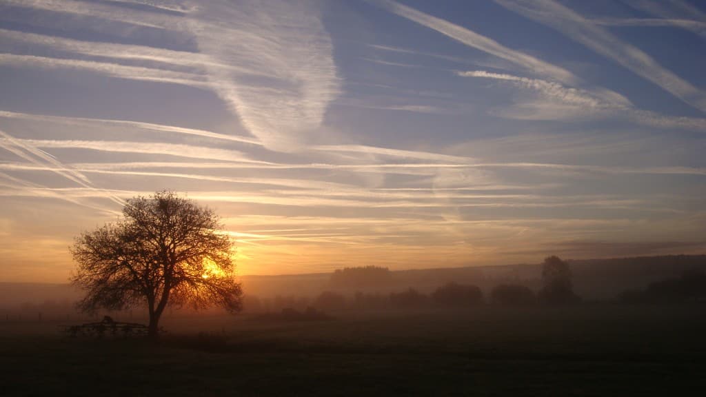 Lever de soleil embrumé..