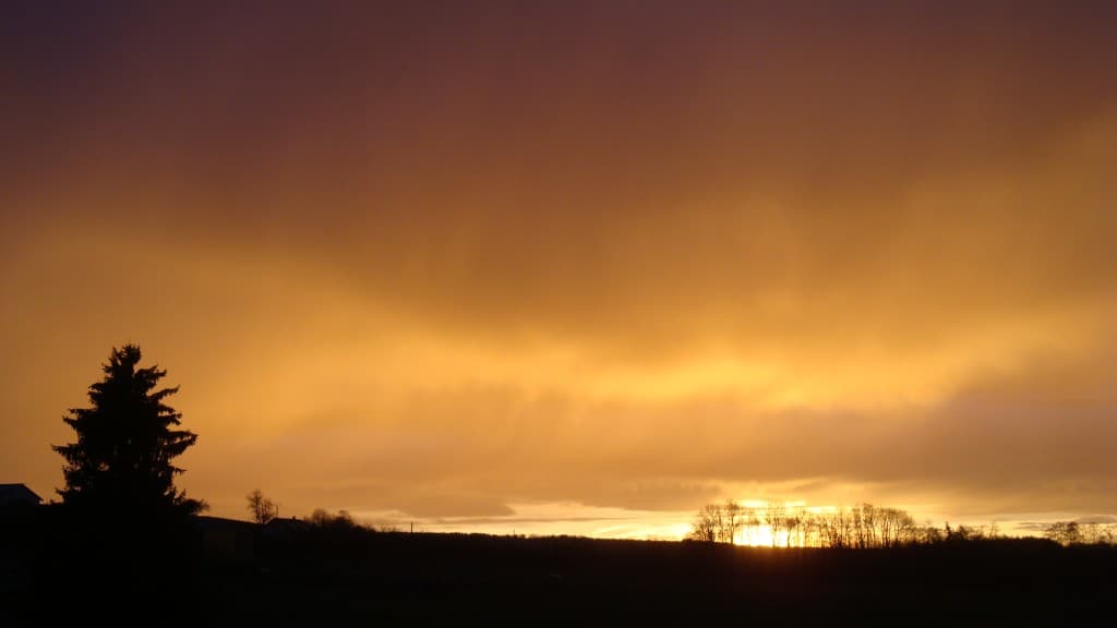 Magnifique ciel avant la pluie ce matin