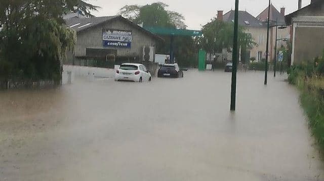 Image d'illustration pour De violents orages fin mai se prolongeant début juin
