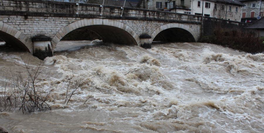 Image d'illustration pour Forte pluie, crue et avalanche entre Vosges, Jura et Alpes du 28 au 30 mars
